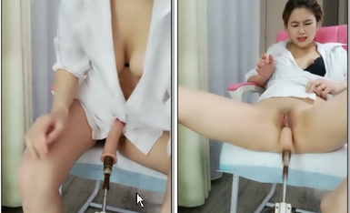 Kembangkan Xian Niao secara ekstrem, wanita muda Feng Xian memang pandai bermain, naga berkepala dua tebal dan panjang, pati minyak angin menitis Xin B, meriam elektrik dan segala-galanya