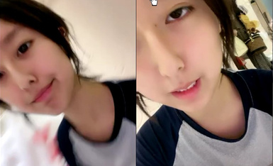 เหวินจิง สาวโรงเรียนที่มีใบหน้าอ่อนโยน! ถุงน่องตาข่ายสีขาวเพรียวบาง! ถ่ายจากมุมมองจากล่างขึ้นบน เปิดหีมีขนและนวดหน้าอกเล็กเพื่อเกลี้ยกล่อม