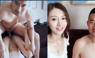 Si cantik terhangat melakukan hubungan seks dengan teman lelakinya dan dibocorkan bahawa heroin itu sangat cantik dan mempunyai susuk tubuh yang baik, dan dia telah ditimpa terbalik di atas sofa dan benar-benar tahu cara bermain, menunjukkan wajahnya deng