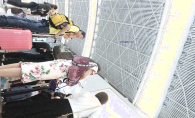 Ultra high quality airport subway bottoming 5 Surprise to see the extreme no inside long legs beauty Is it convenient to borrow the plane brother to have sex HD Ultra high quality airport subway bottoming (22)
