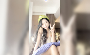【不不不不知道啊】可甜可欲~音樂系才女~特寫全裸扣B！~ (8)