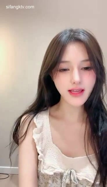 女神回歸~【香奶奶】顏值吊炸天，收費房讓你高潮大秀！~ (4)