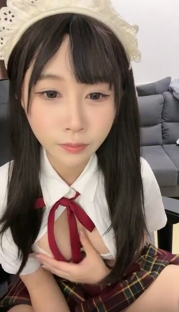 20 hours of nukes! Child's face, huge breasts! The best second-generation girl in the world! Kyo Fish] (10)