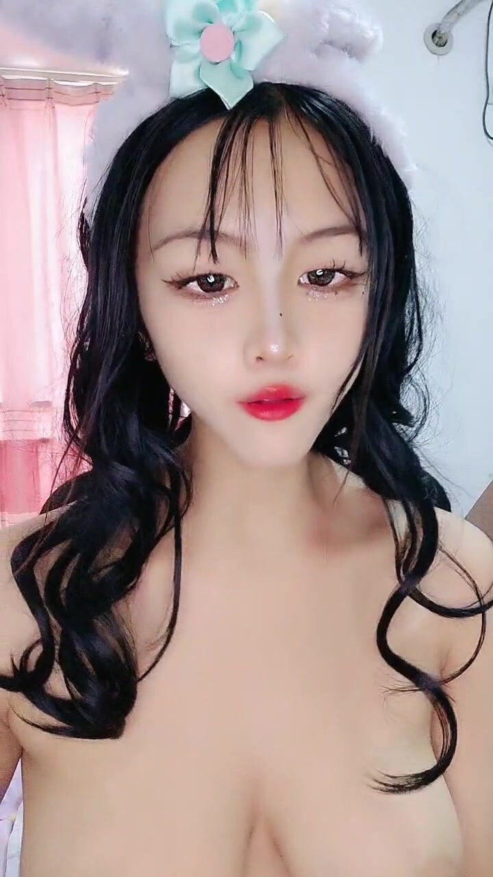 淫盪的高利貸女老闆 誘惑為妻看病而負債的男子中出內射 -氣質女網紅 糖糖