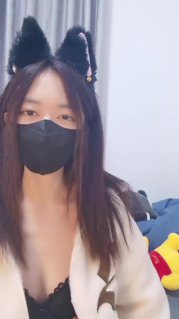 新人！清純女神！超級漂亮~【奧特曼】扣穴自慰！爽到高潮~ (2)