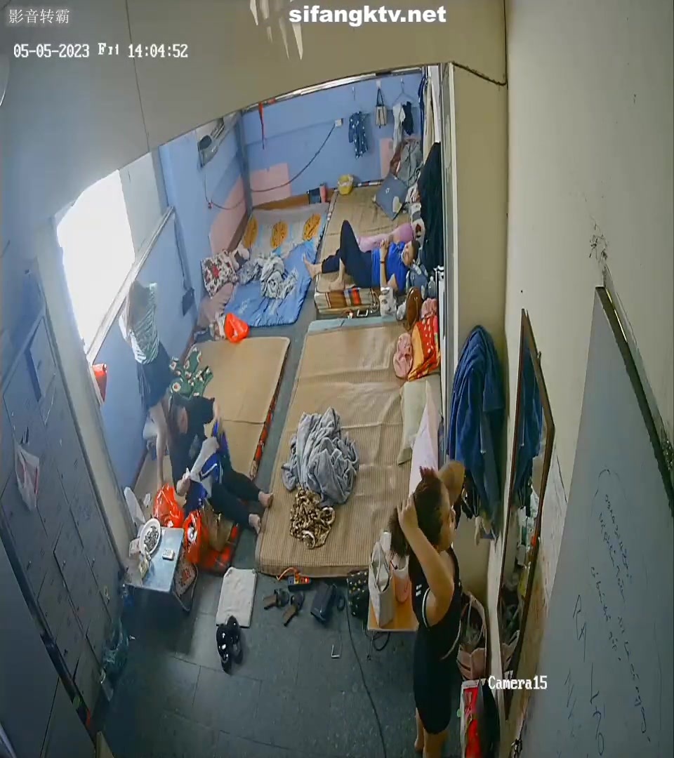 Private latest outing 2023 Hackers cracked cameras to secretly film multiple family dormitory toilets changing and bathing (34)