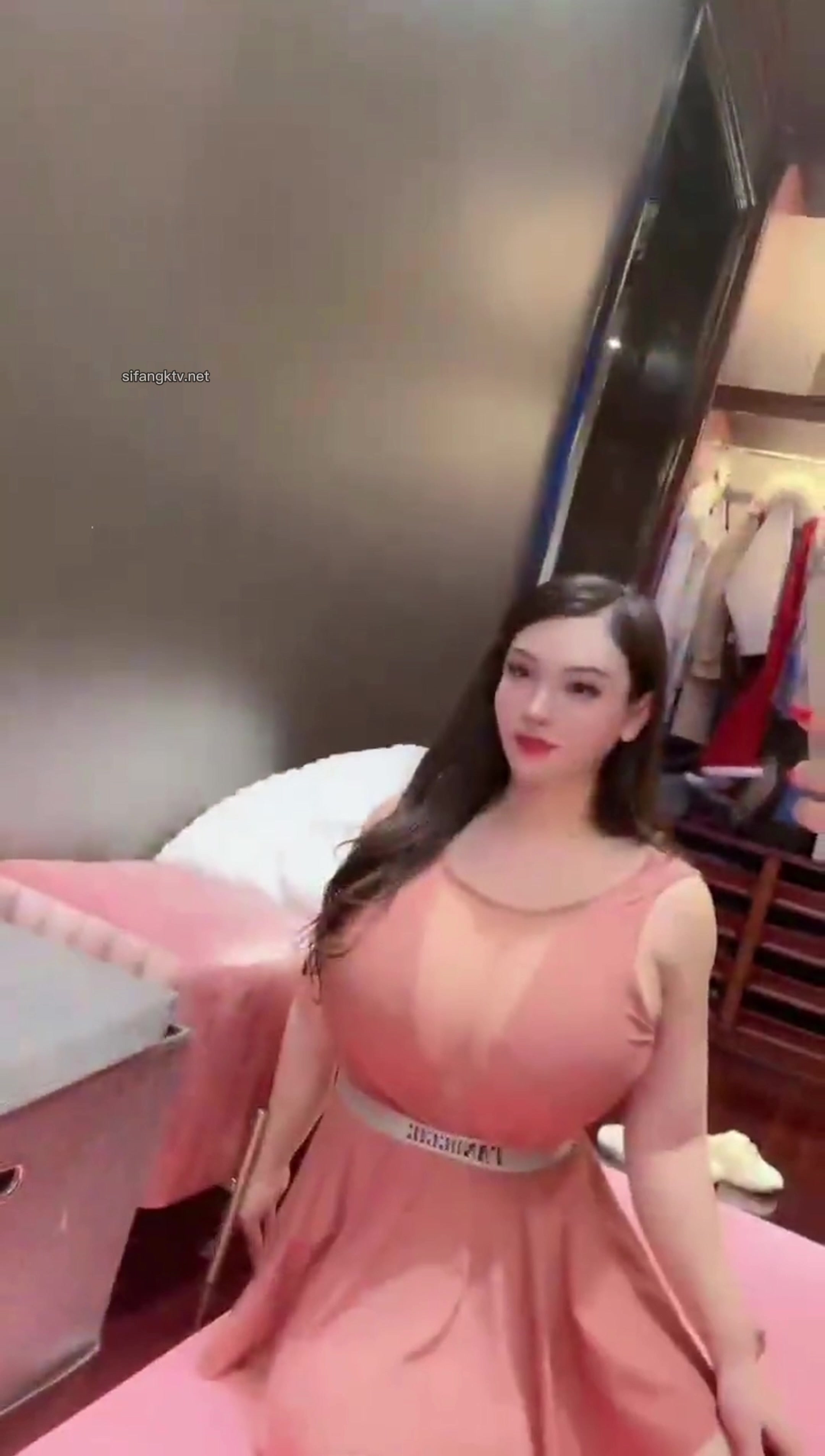 重磅福利悠悠戴允祺陳若初夢露張維亞等二十位巨乳大尺度-巨ru悅悅姐