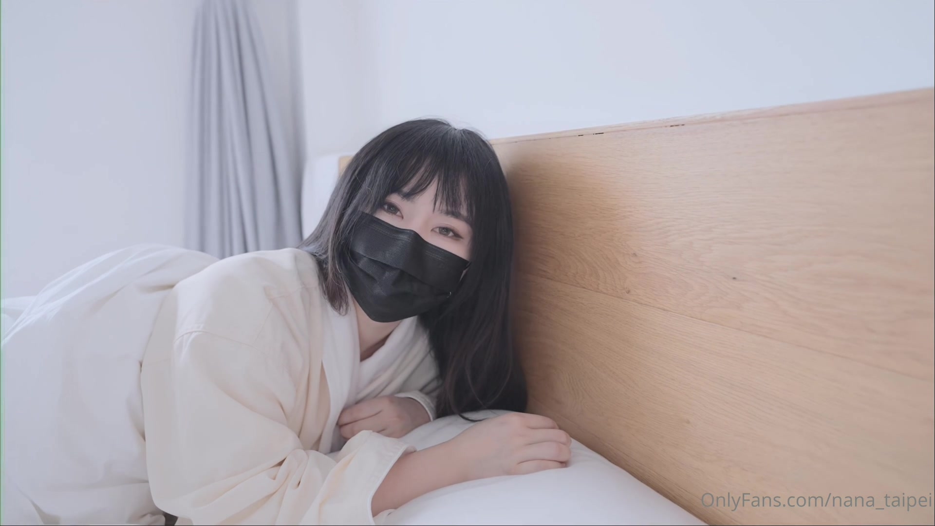 Onlyfans極品白虎網紅小姐姐NANA【清涼一夏2】4K原檔流出