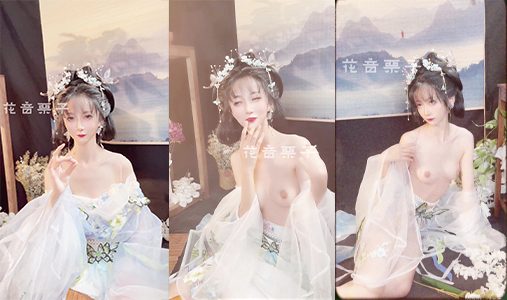 High-end absolute beauty ❤️ private shoot] super hot net red meow small Ji gold partner goldfish kinngyo new work "Cang Wu Yao" painting style beautiful to explosion puffy breast pussy tempting to the extreme (2)