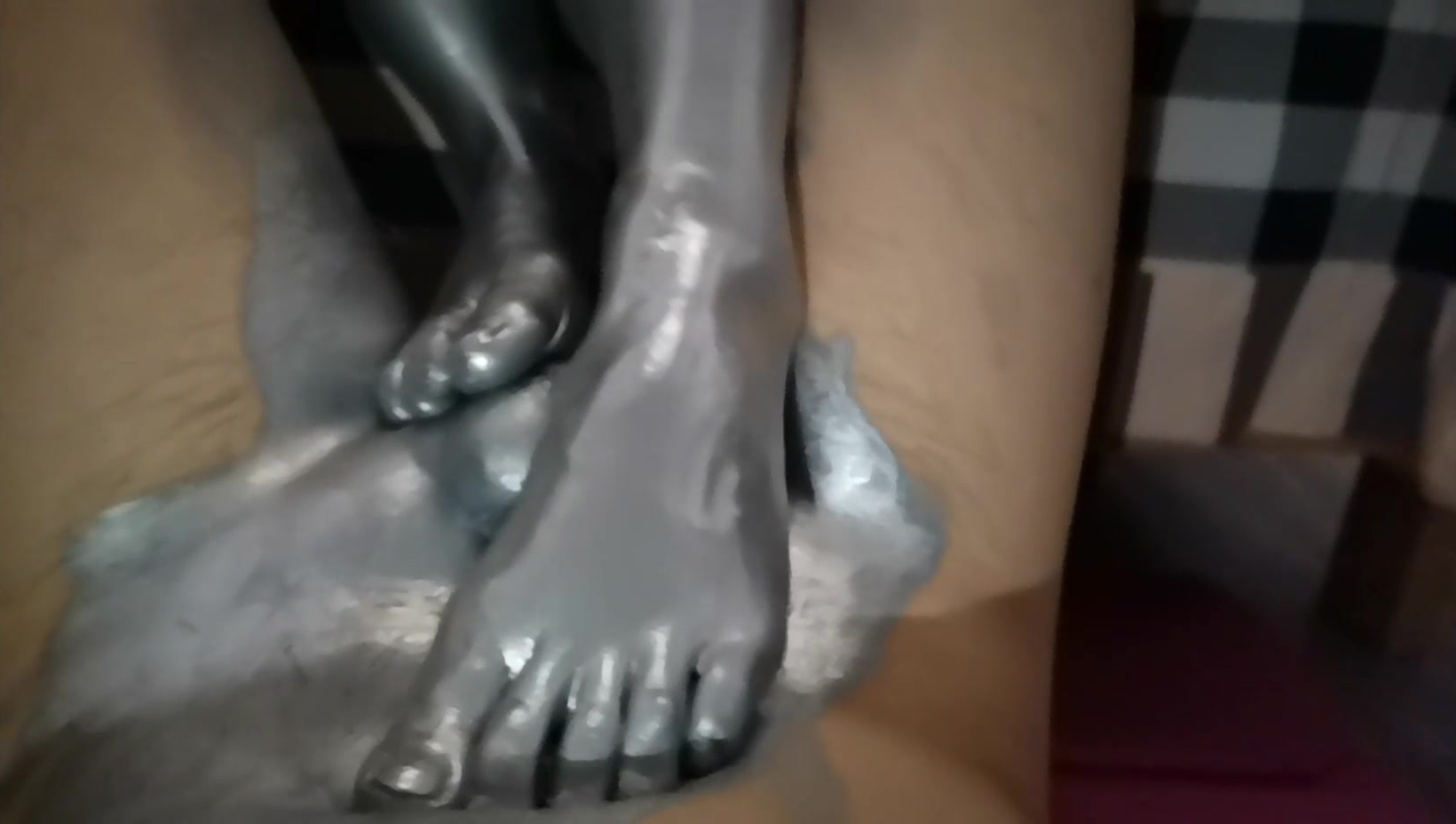 silver powder footjob
