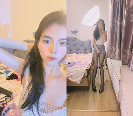 The best sexy webcam beauty! Newcomer to the sea popping chrysanthemum secret code room! Sexy Black Silk Legs, Fat Pussy, LaZhou plug chrysanthemum close-up(1)
