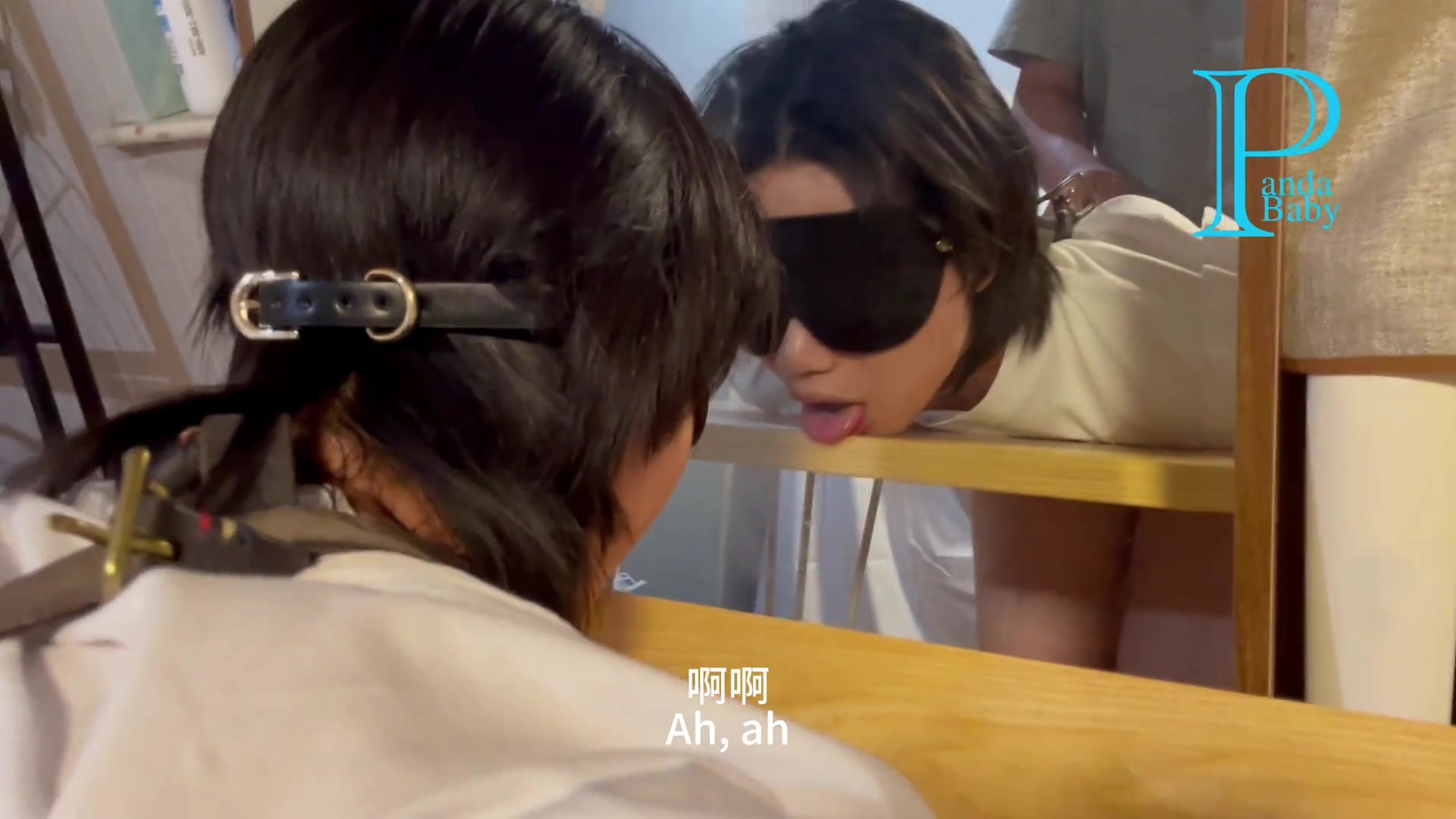 男朋友向我借錢，可憐的我只能讓她操2