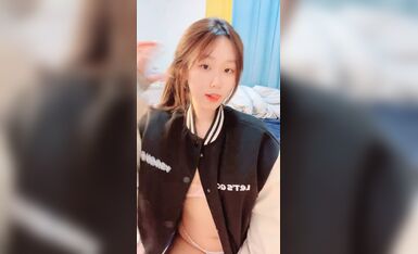 미녀는 아홉 강 순수 부 매우 좋은 아가씨, 귀여운 토끼 속옷, 핑크 가슴을 꺼내 반죽, 뒤틀린 초 뚱뚱한 큰 엉덩이, 클로즈업 바이브레이터 삽입구