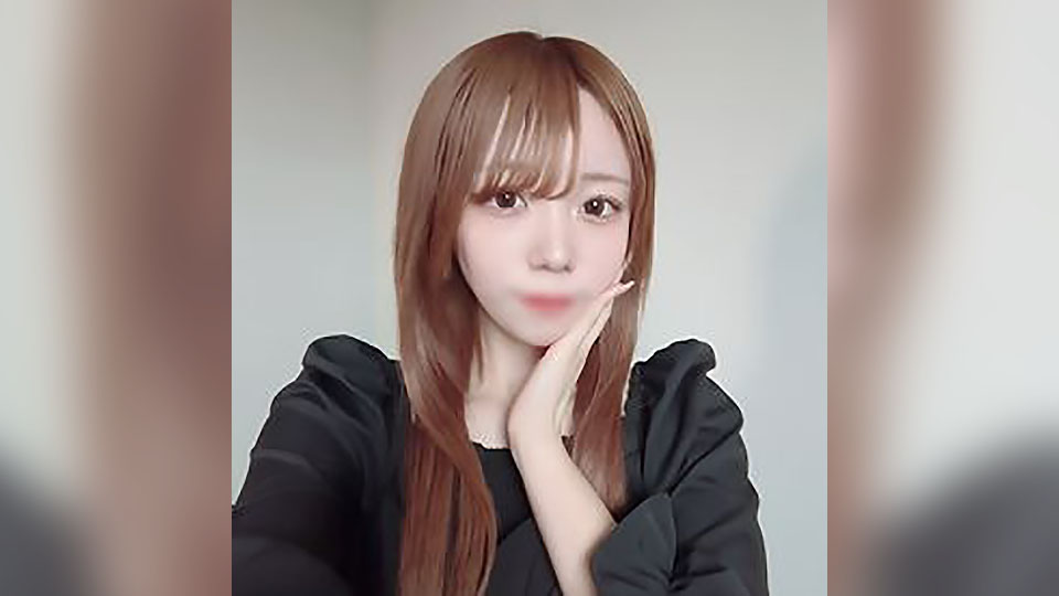 FC2-PPV-4351596 [Uncensored] [Pure and innocent three holes] Sweet bite middle-aged glans torture with lips, mouth and tongue. She tries her hand at a beautiful girl who just graduated from school and she yelps like a beast. She completely gyrates her kindergarten teacher!