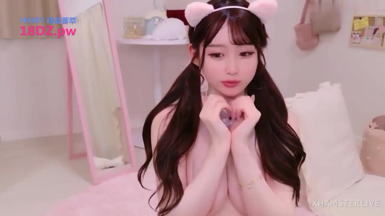 StripChat直播甄选合辑：天然E奶反差婊穿性感白丝跳蛋自慰浪叫气质美女揉乳扣穴假屌插穴淫液泛滥(7)