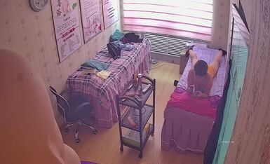 Isa sa mga serye ng physiotherapy sa silid ng singaw
