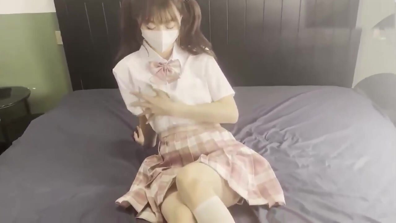 双视角爆插萝莉嫩穴，白丝诱人美腿，粉嫩多汁蜜穴！