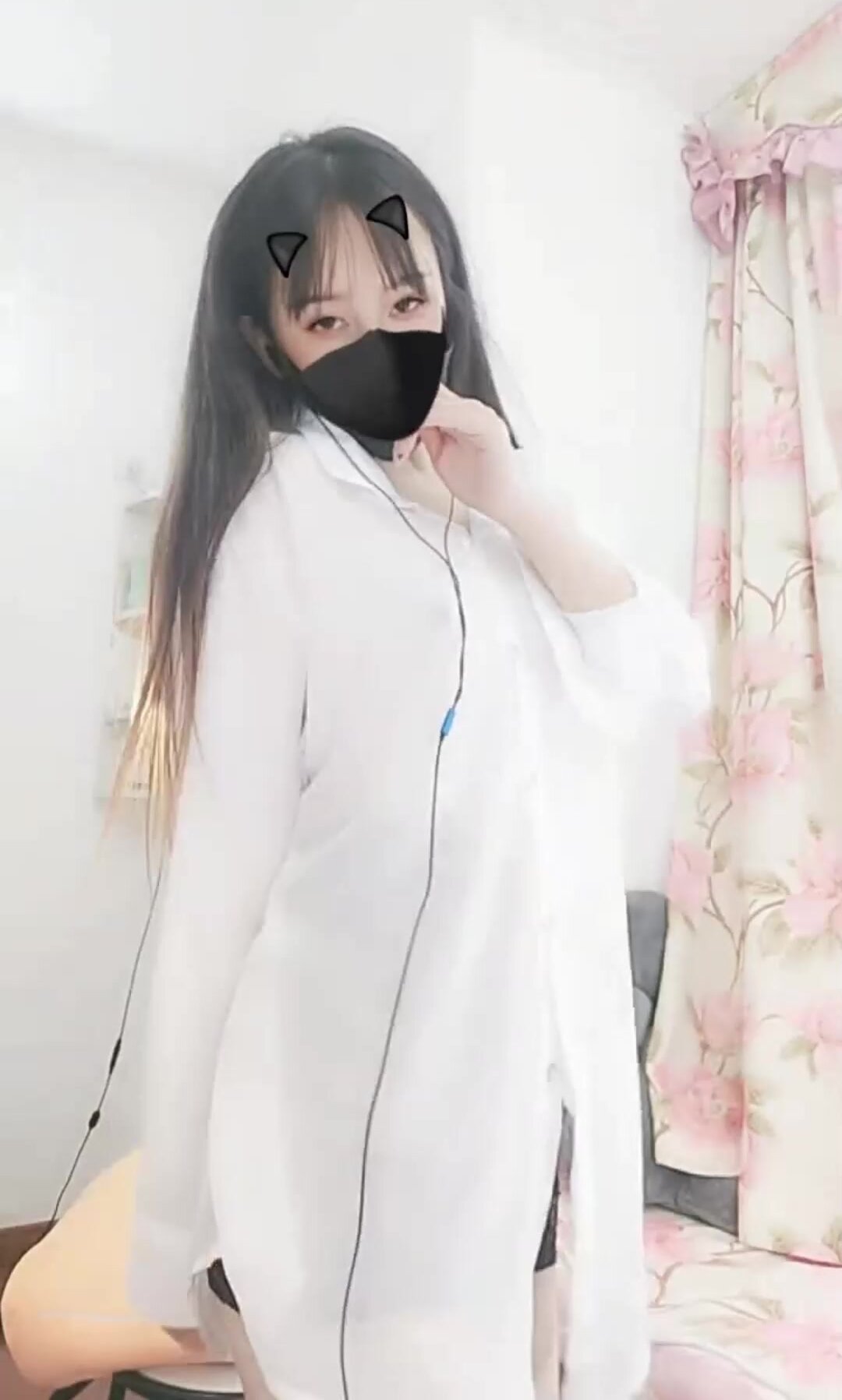 Nhóm thành viên vũ công nổi tiếng trên mạng Douyin @宁向(xiangxiang) biểu diễn điệu nhảy khỏa thân quy mô lớn (33)