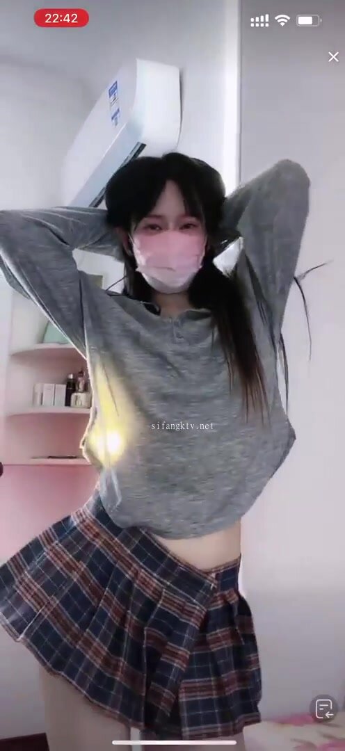 Douyin celebrity dancer @宁向(向向) member group na gumaganap ng malakihang hubo't hubad na sayaw (35)