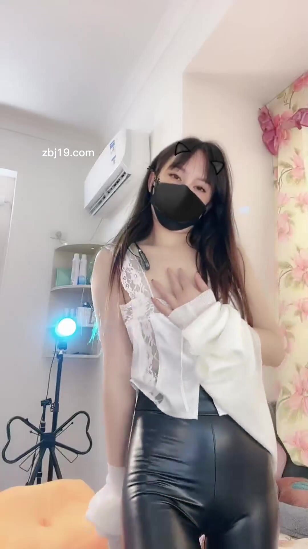 抖音網紅舞姬@寧向(向向) 會員群大尺度裸舞 (41)