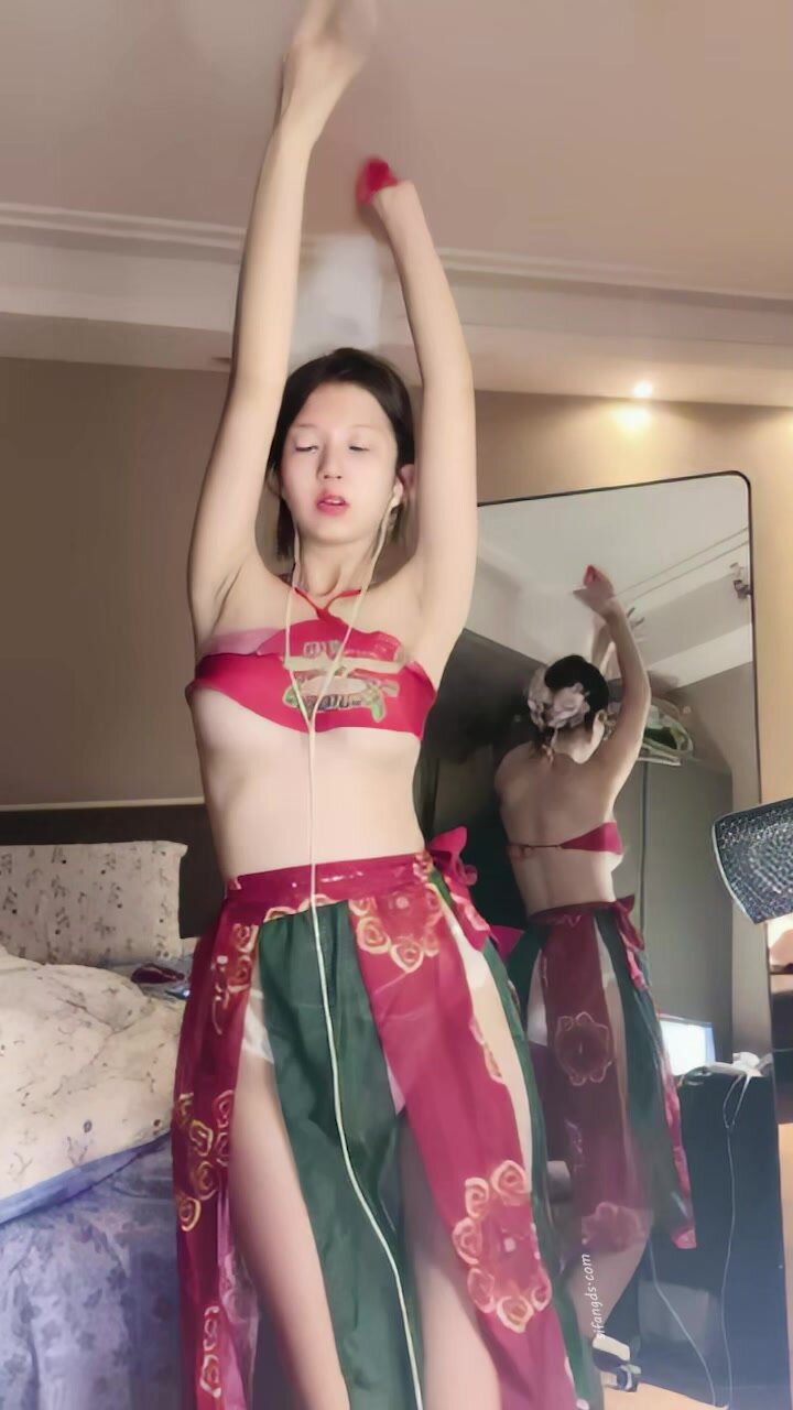 Điệu nhảy khỏa thân đỉnh cao [Xi Jiang] Sự tương phản đỉnh cao Đã lâu rồi tôi chưa thấy một vũ công khỏa thân xinh đẹp như vậy (6)