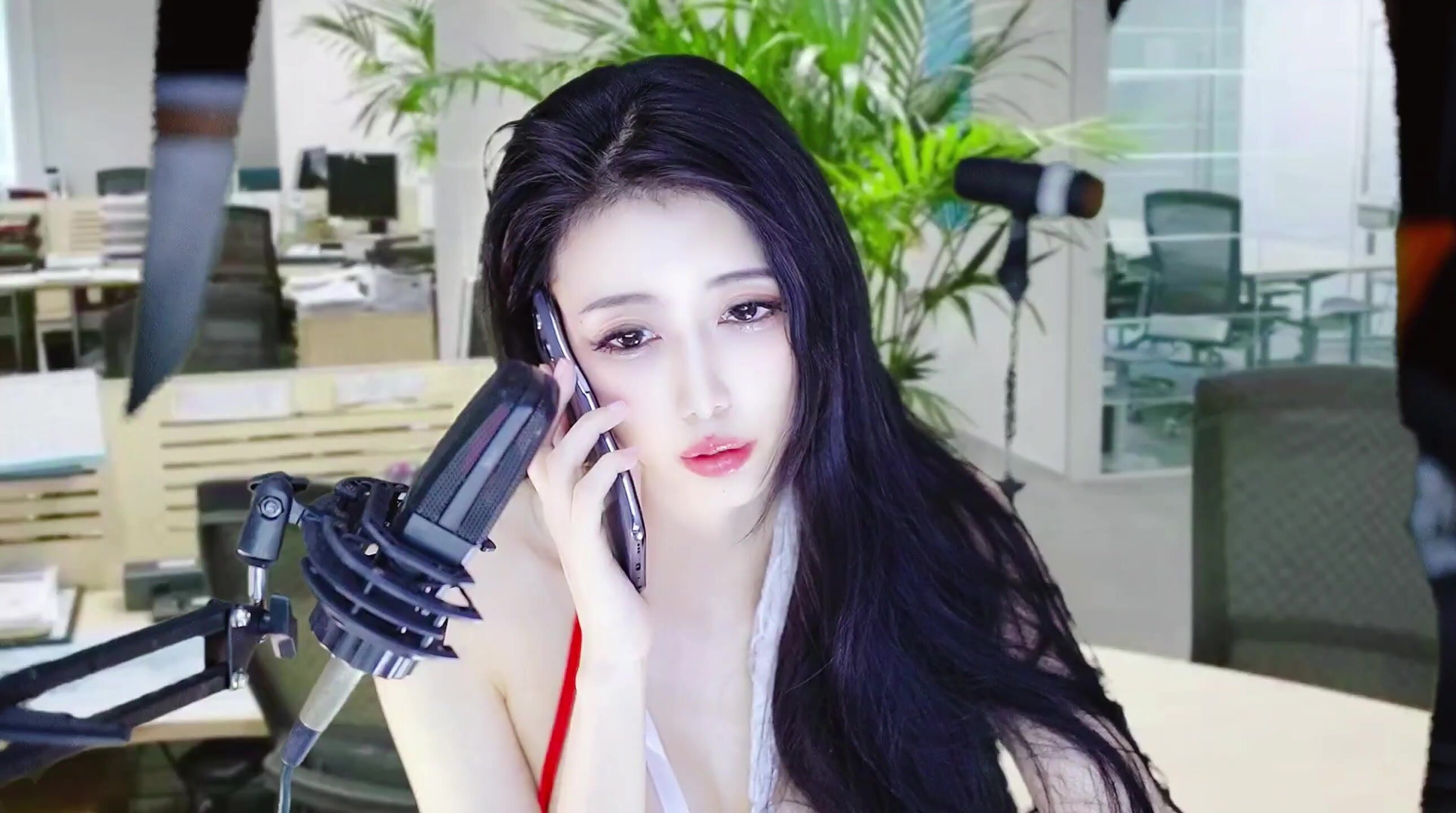 NetEase CC sexy anchor [Bai Yaoyao] stand-up comedy [Promotion ni Bai Secretary] 2K na orihinal na kalidad ng imahe, self-directed at self-acted, matapang na pananalita, pang-aakit sa amo, props masturbation (9)